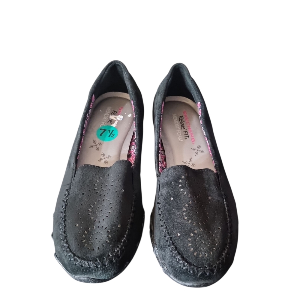 SKECHERS RELAXED FIT MEMORY FOAM Black Perforated Loafers